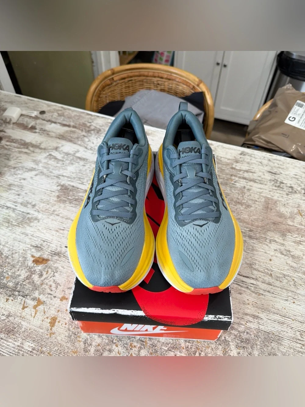 Hoka One One hoka one